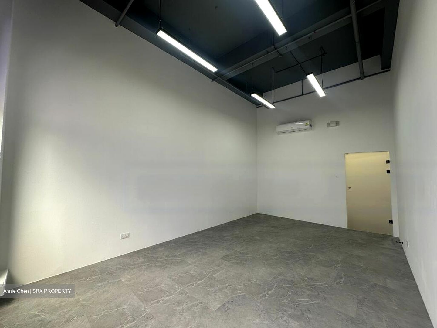 Sindo Industrial Building (D13), Factory #470475291